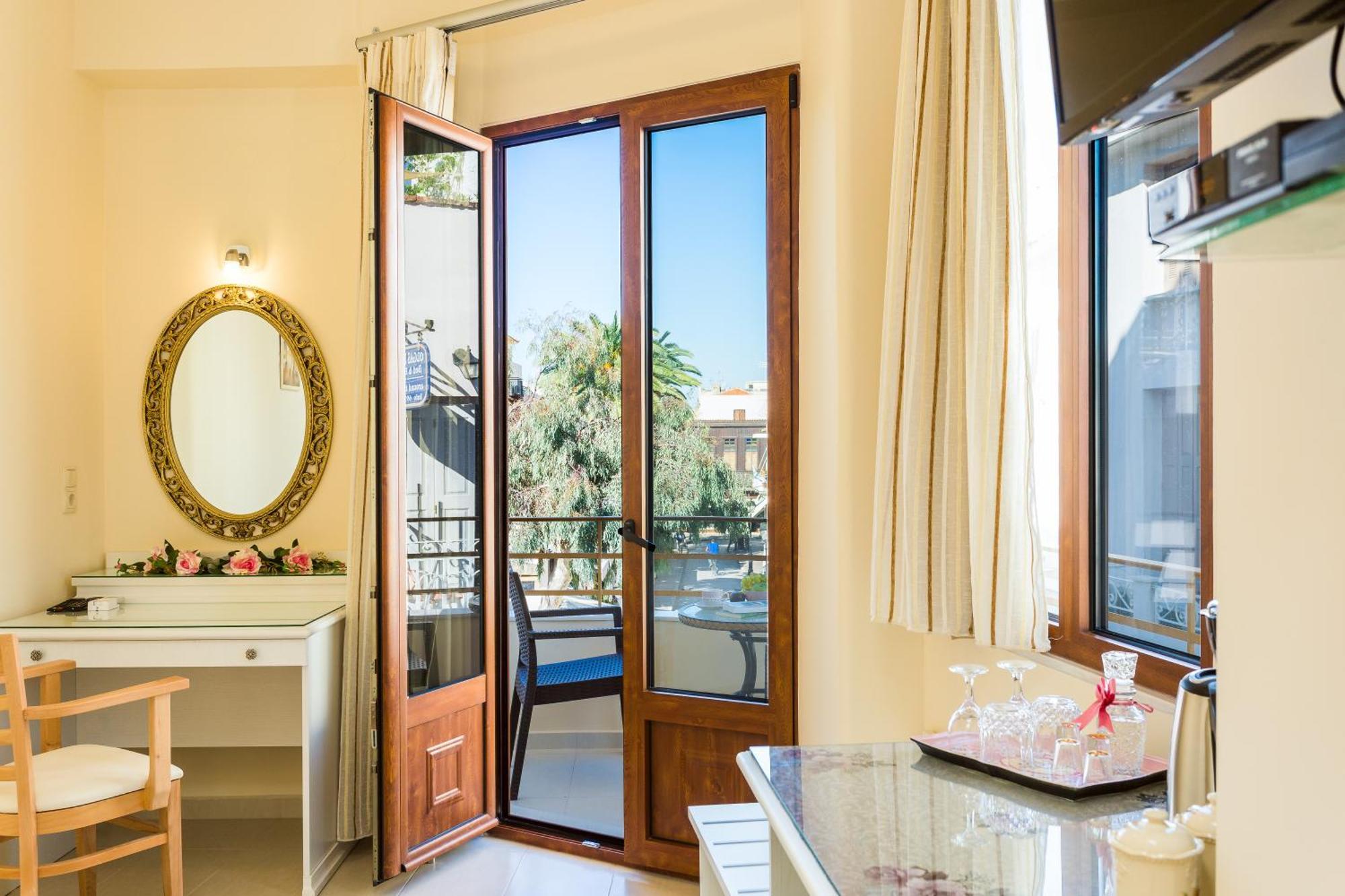 Polyxenia Suites Rethymnon Exterior foto