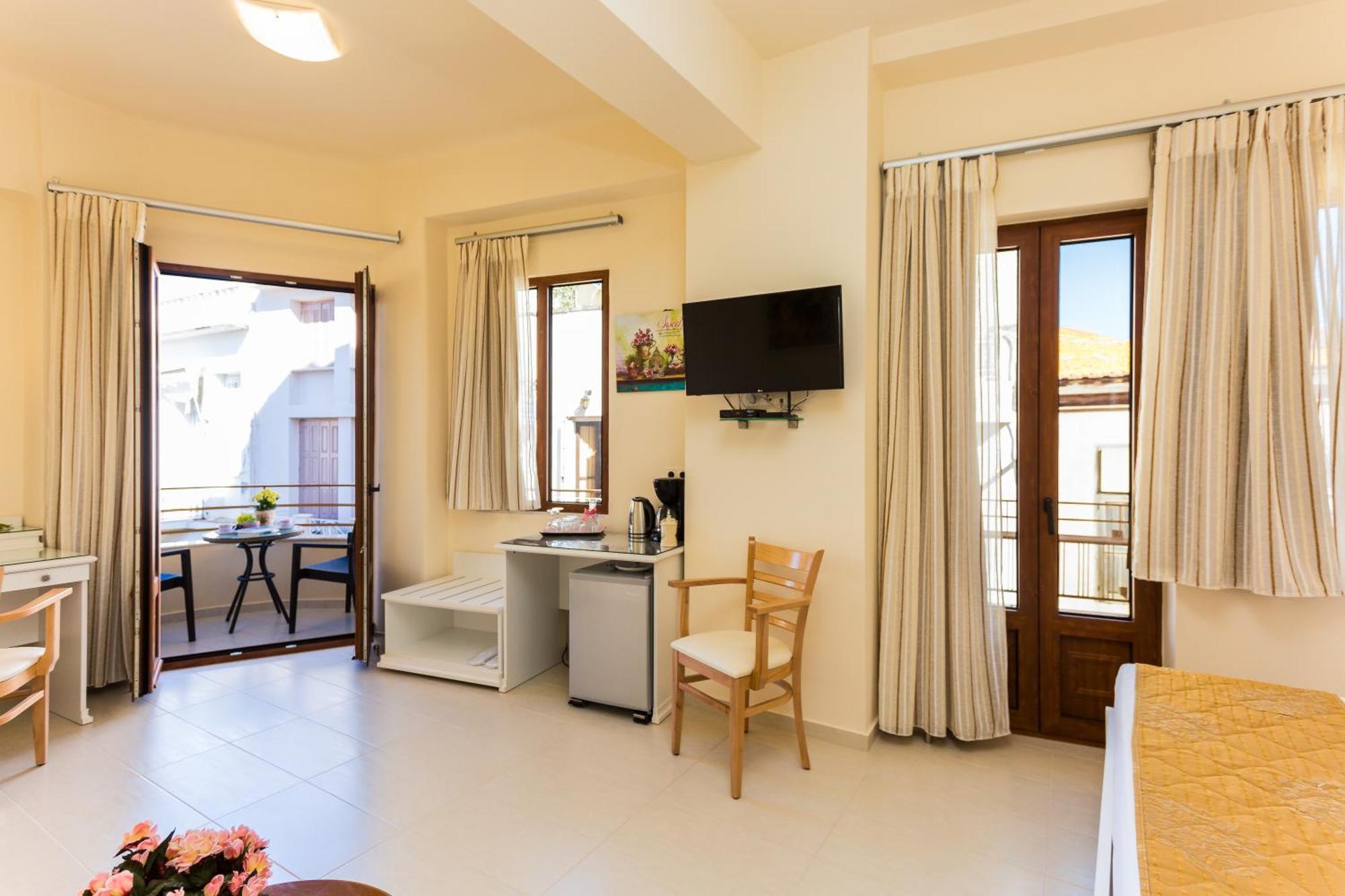 Polyxenia Suites Rethymnon Exterior foto