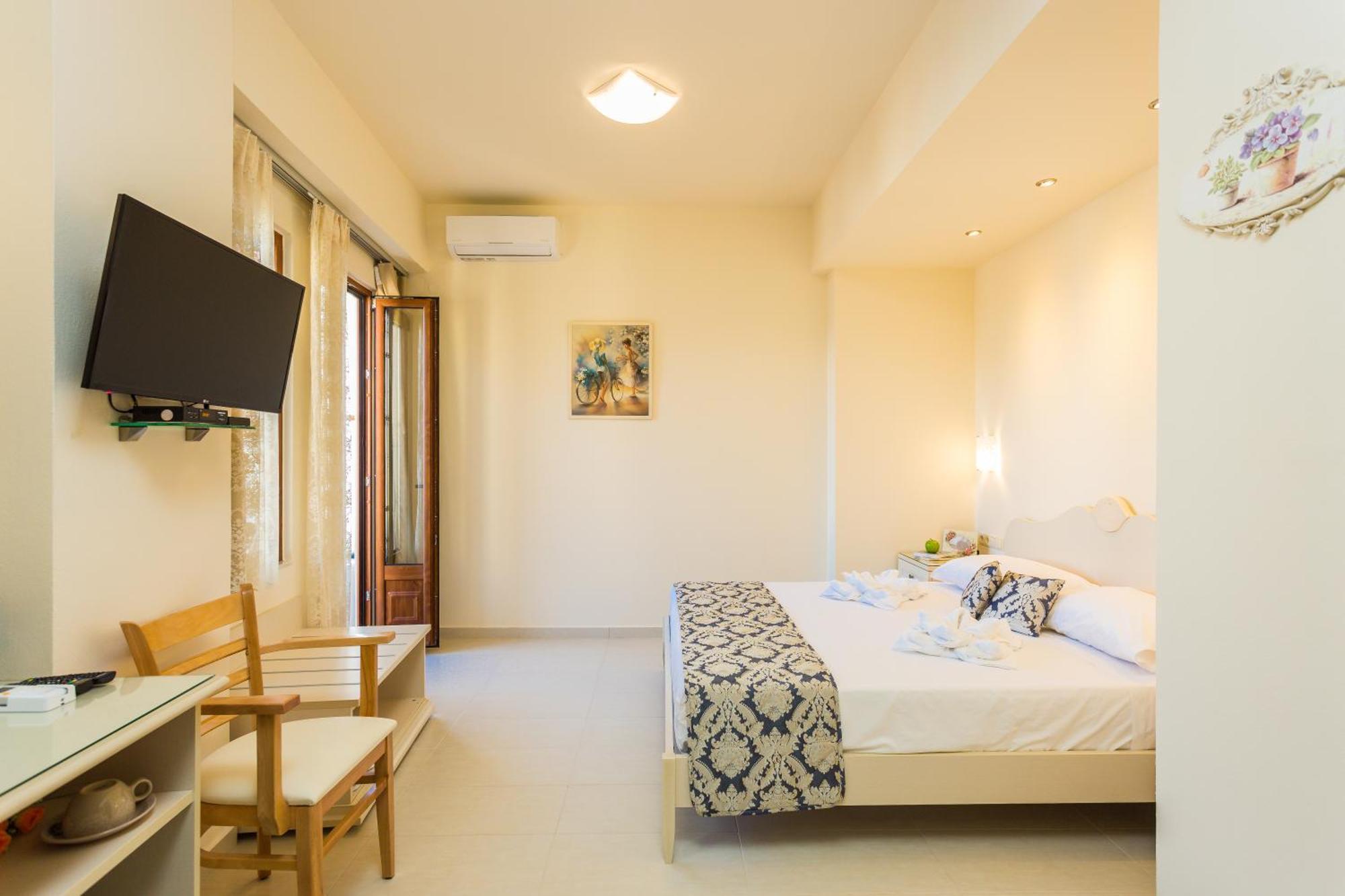 Polyxenia Suites Rethymnon Exterior foto